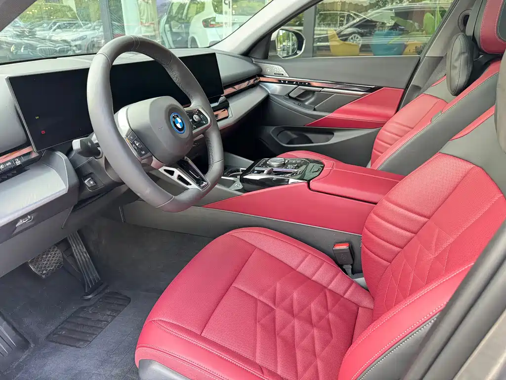 BMW i5 2024 — фото 13