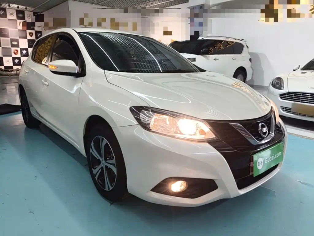 Nissan Tiida 2019