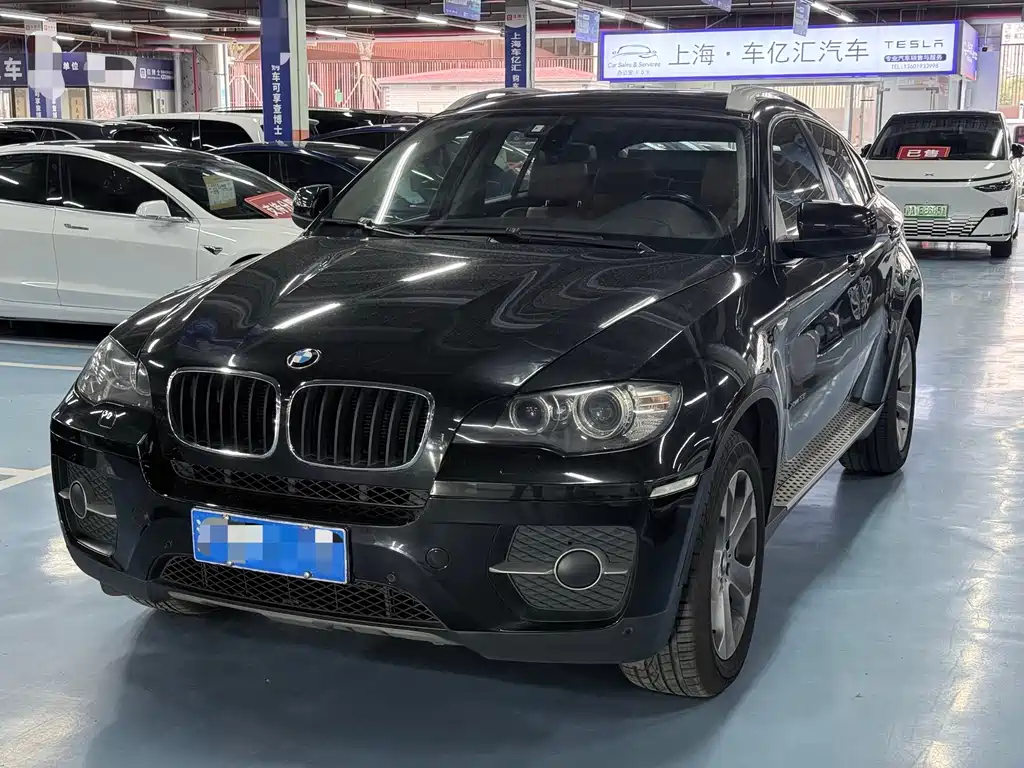 BMW X6 2011