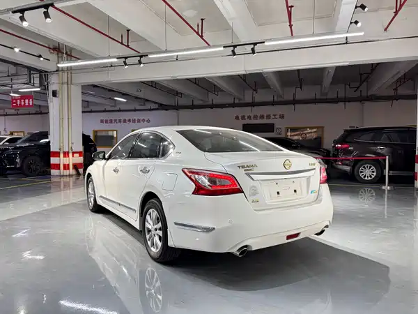 Nissan Teana 2014