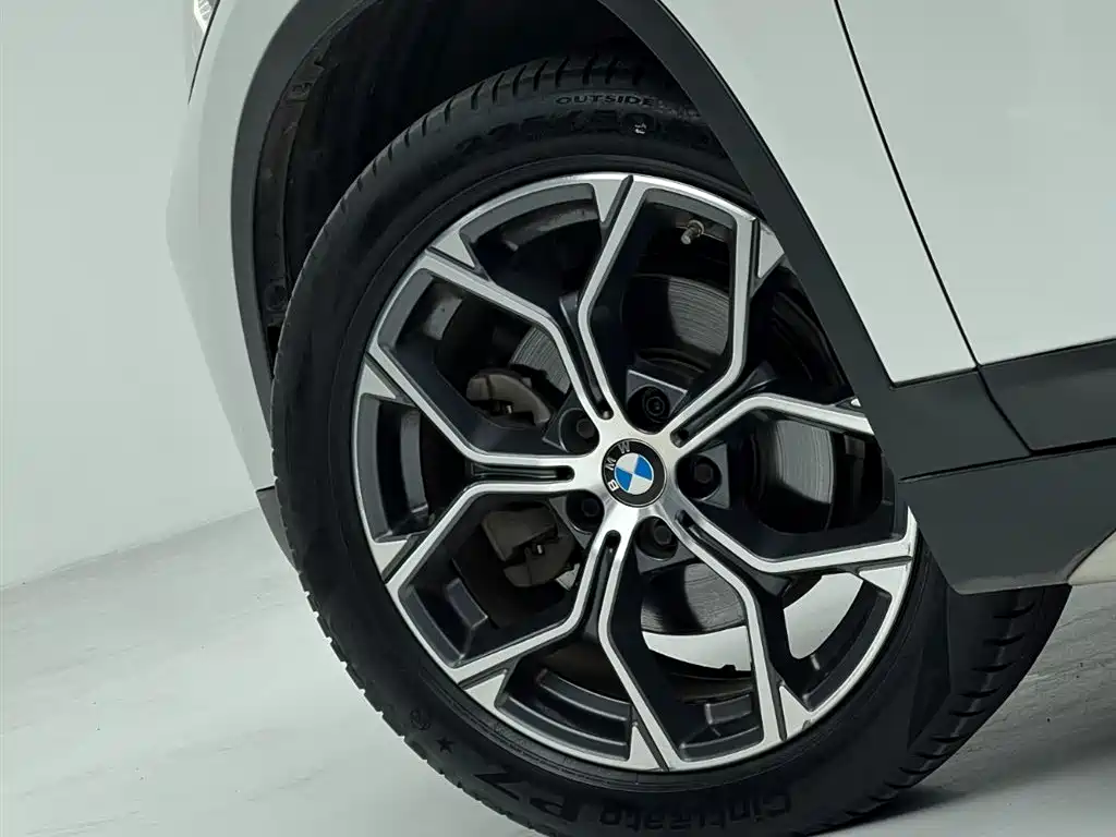 BMW X1 2022 — фото 23