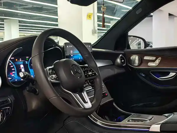 Mercedes-Benz GLC 2020