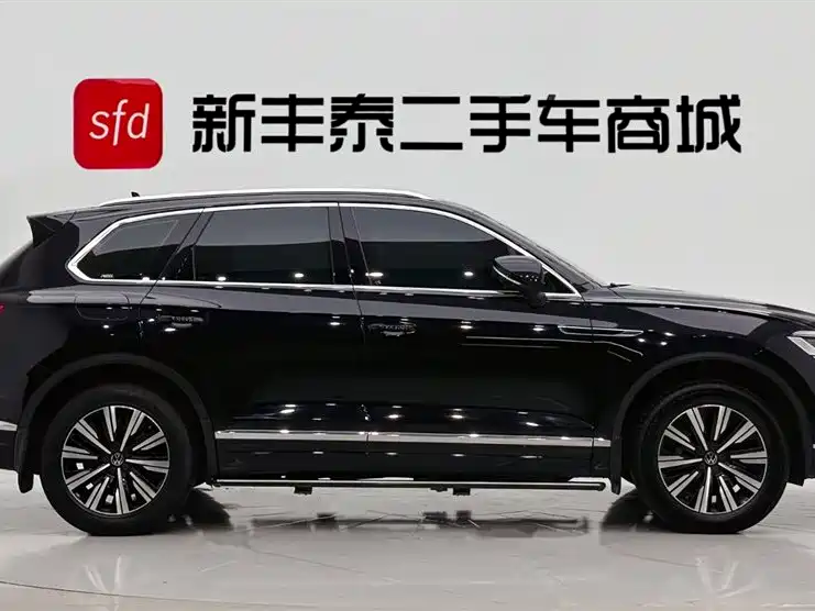 Volkswagen Touareg New Energy 2021 — фото 3