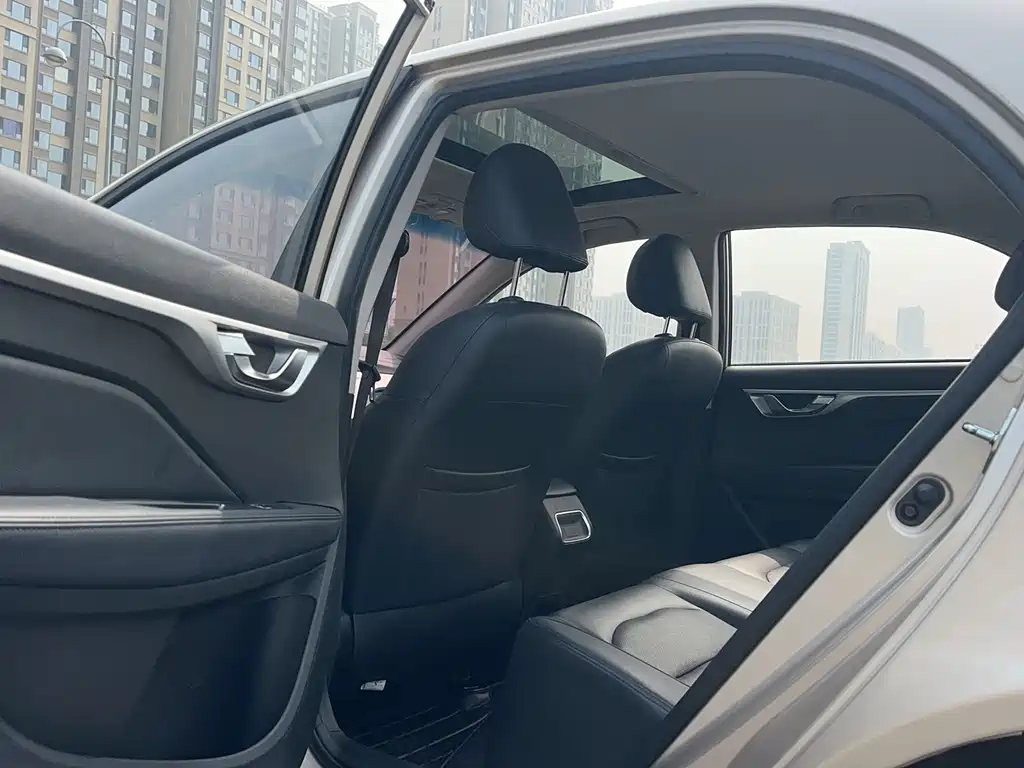 Geely Vision 2017 — фото 19