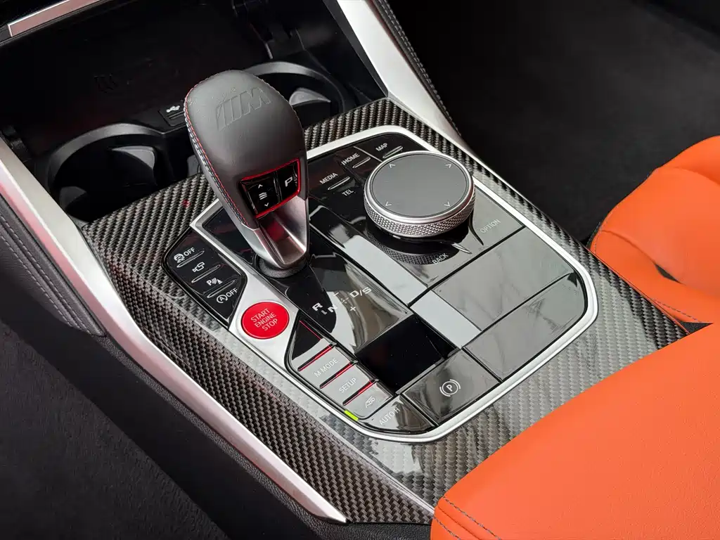 BMW M4 2025 — фото 16