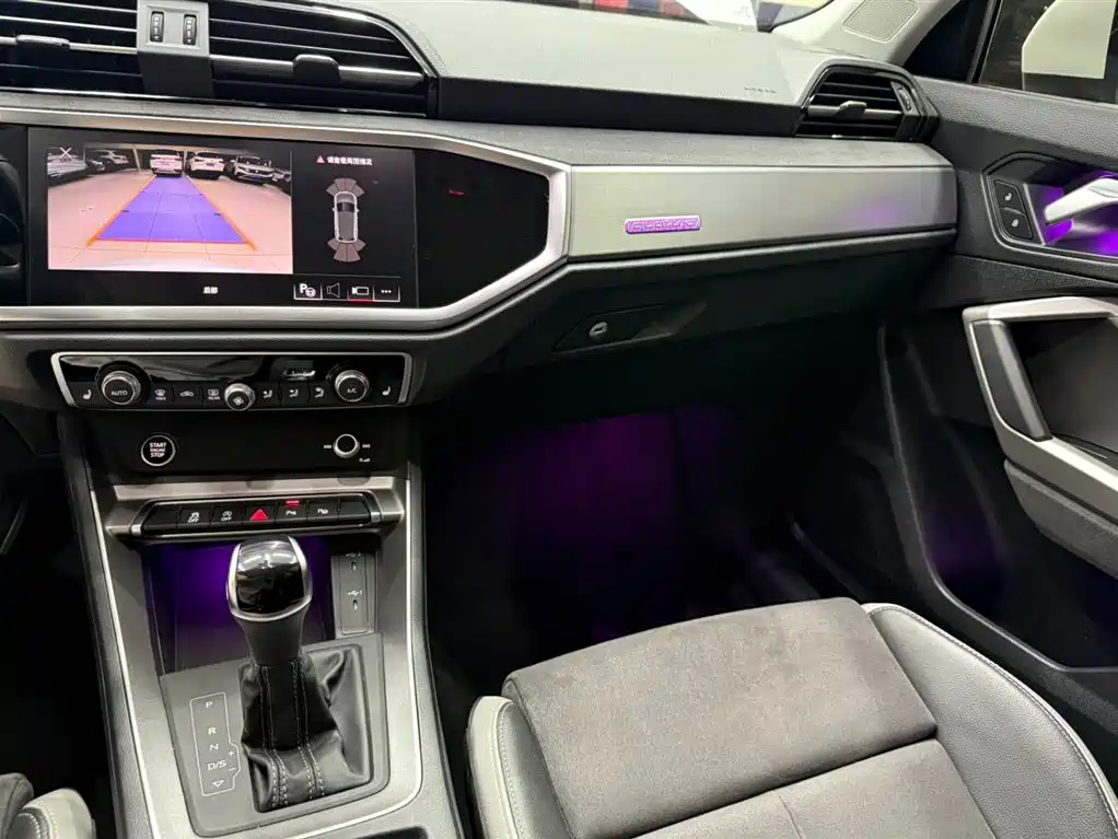 Audi Q3 2023 — фото 12