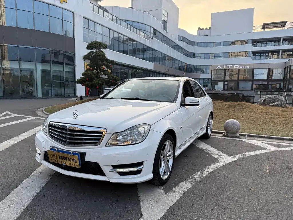 Mercedes-Benz C-Class 2014 — фото 1