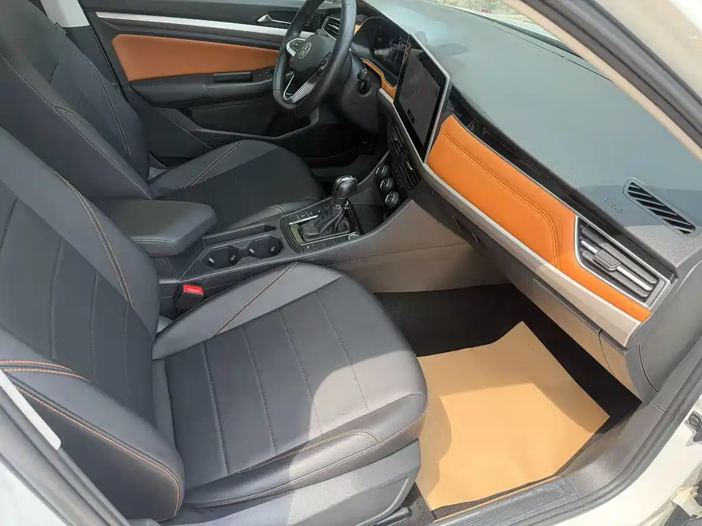 Volkswagen Bora 2023