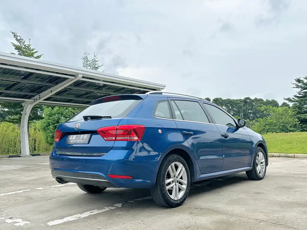 Volkswagen Gran Lavida 2015