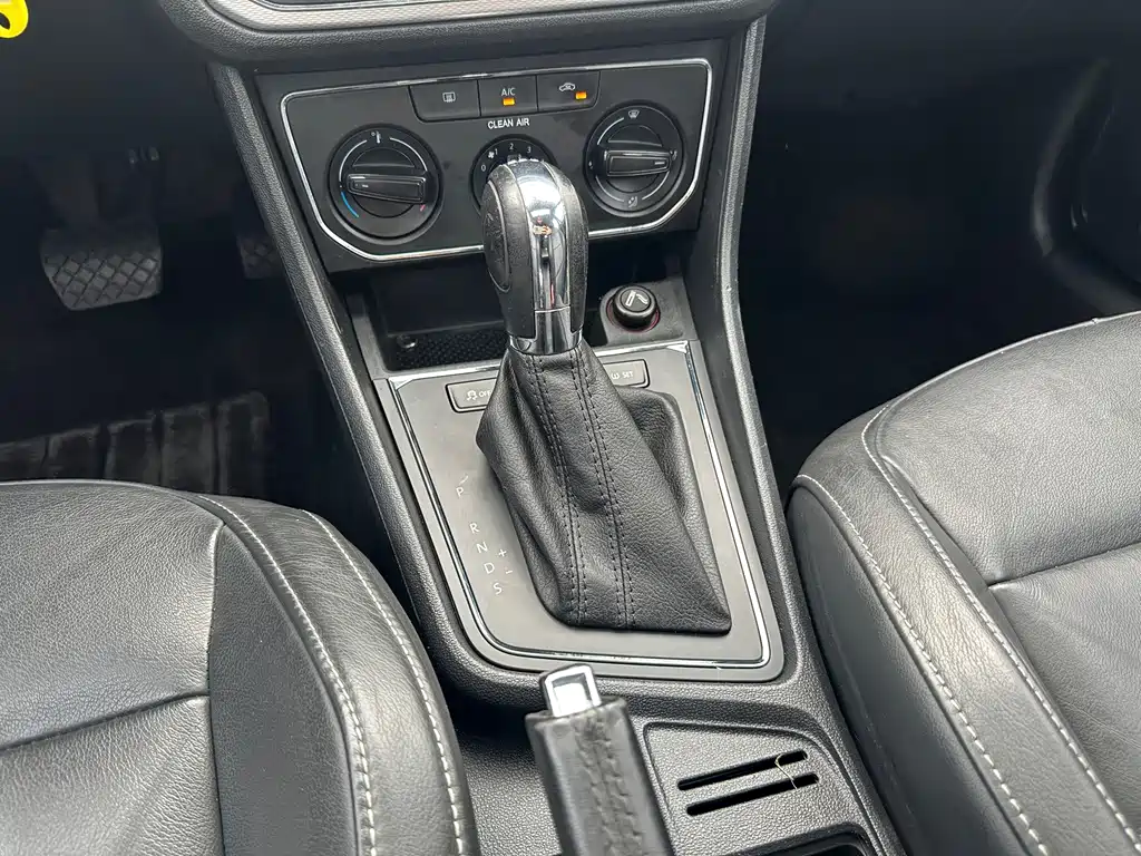 Volkswagen Gran Lavida 2015 — фото 19