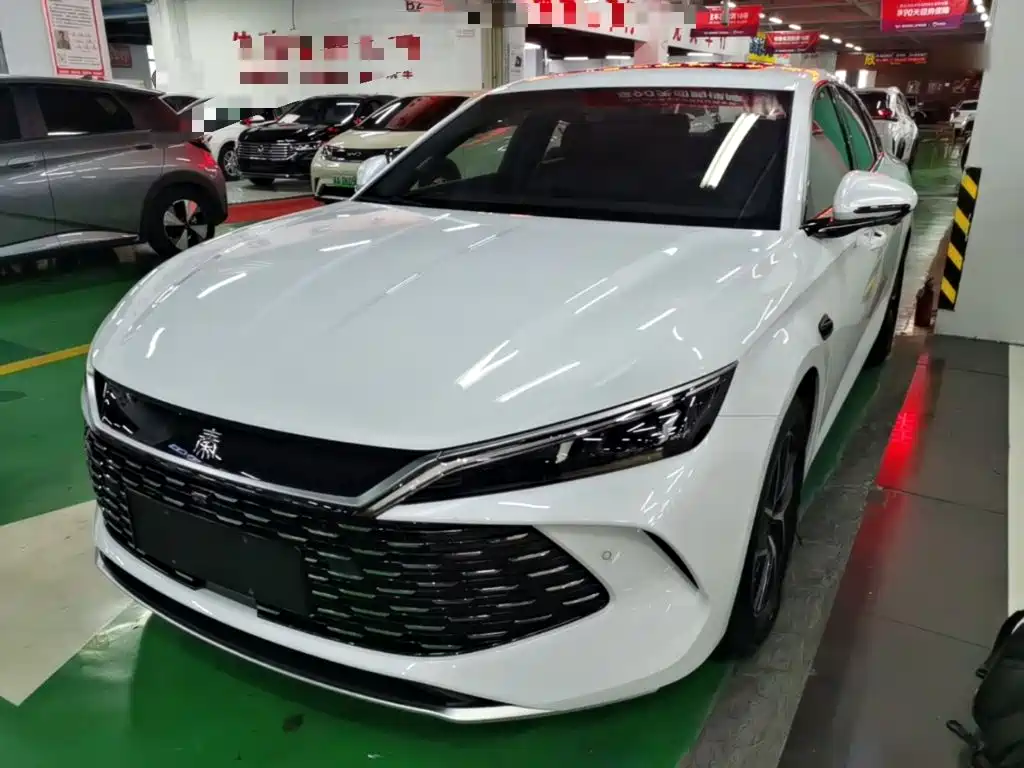 BYD Qin L 2025 — фото 1