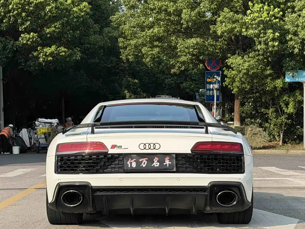 Audi R8 2018 — фото 5