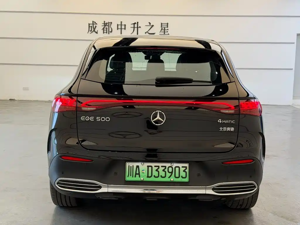 Mercedes-Benz EQE SUV 2025 — фото 4