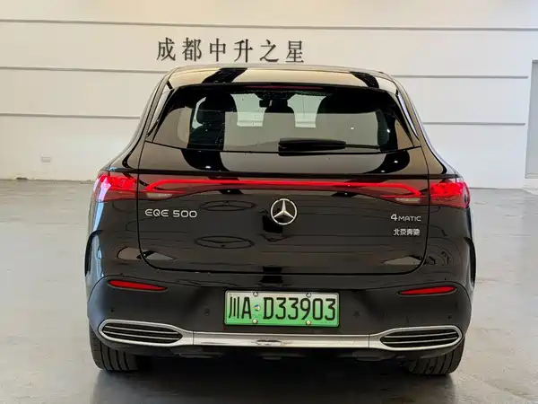 Mercedes-Benz EQE SUV 2025