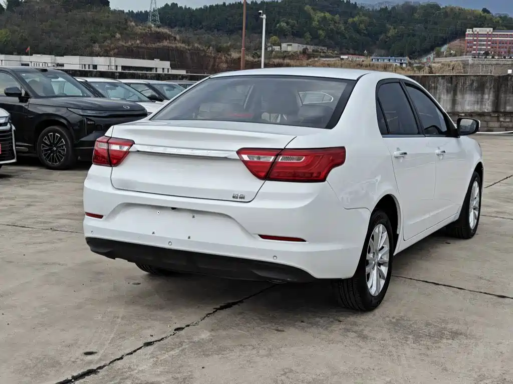 Geely Vision 2020 — фото 13