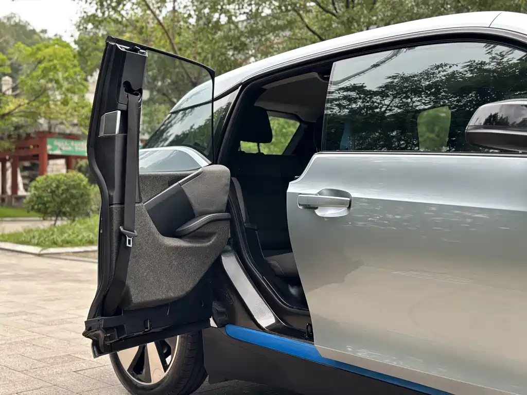 BMW i3 2017 — фото 14