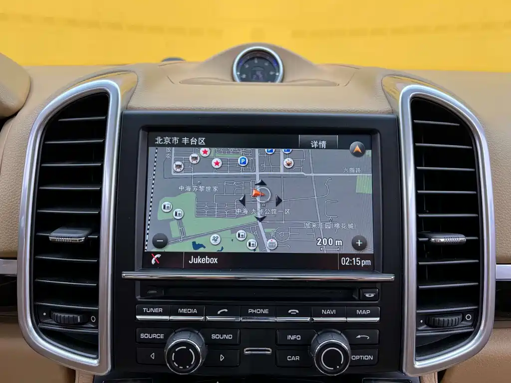 Porsche Cayenne 2016 — фото 13