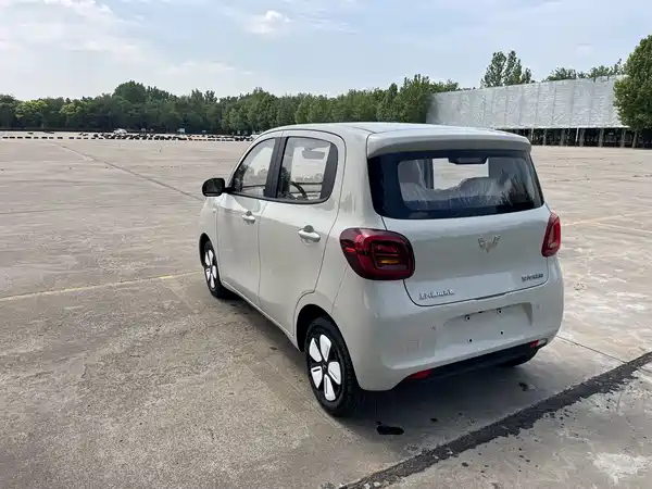 Wuling Hongguang MINIEV 2025