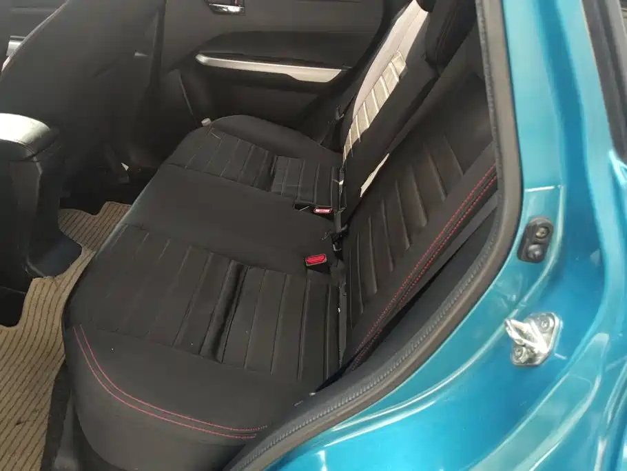 Suzuki Vitara 2016 — фото 11