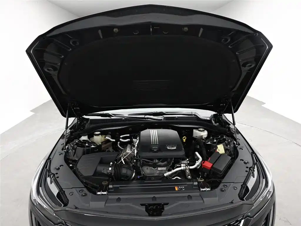 Cadillac CT5 2022 — фото 18