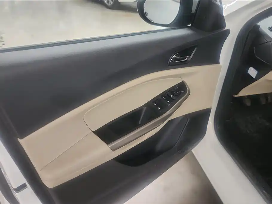 Ford Escort 2017