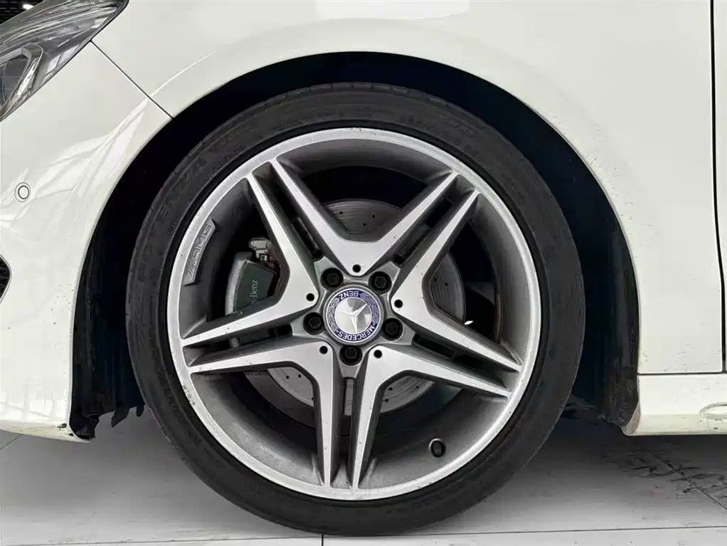Mercedes-Benz CLA 2015 — фото 6