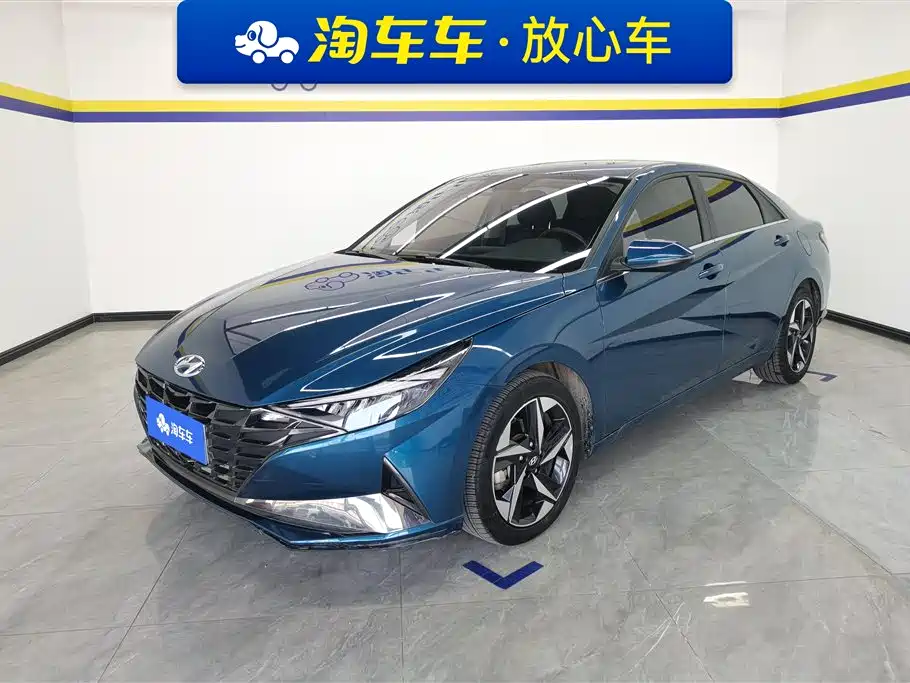 Hyundai Elantra 2020 — фото 1