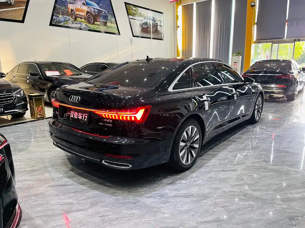 Audi A6L 2020