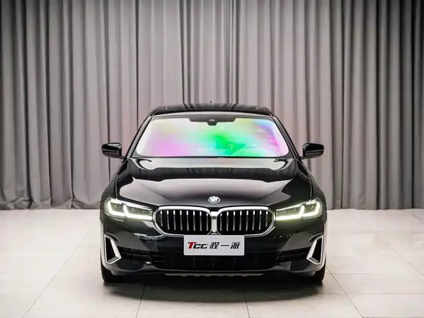 BMW 5 Series 2021