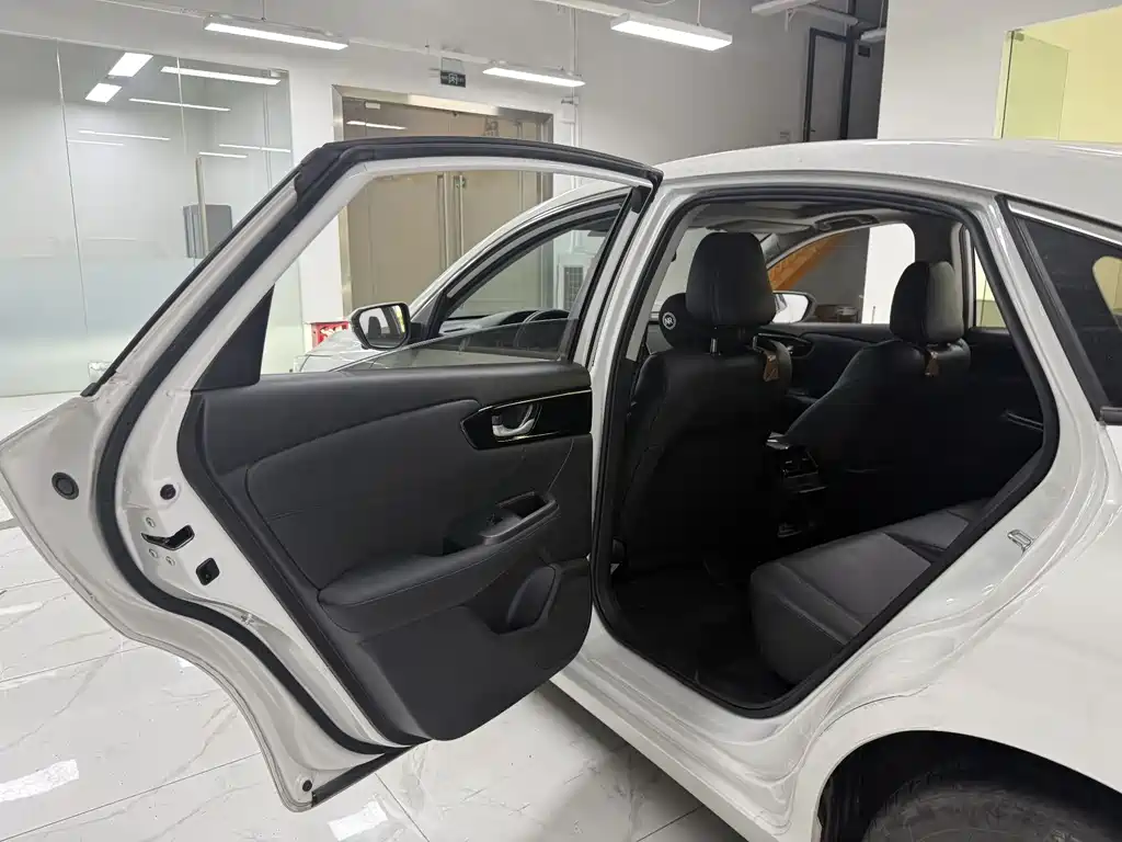 Honda Envix 2022 — фото 11