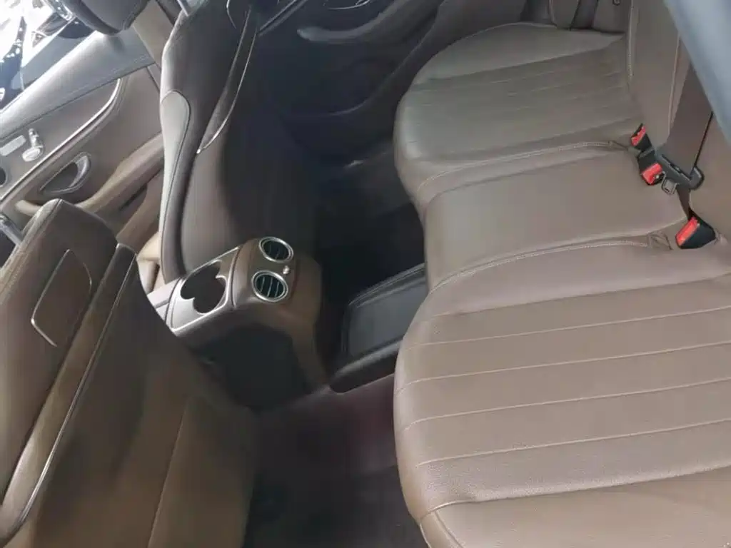 Mercedes-Benz E-Class 2016