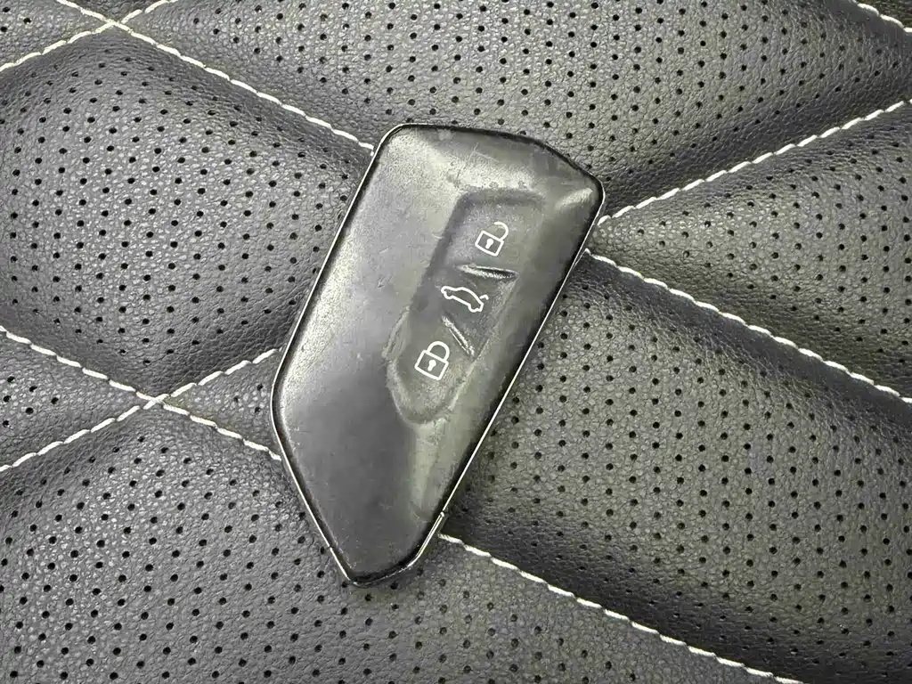 Volkswagen Tiguan L 2022 — фото 11