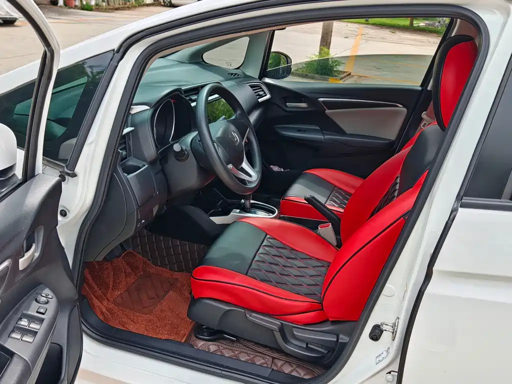 Honda Fit 2016 — фото 12