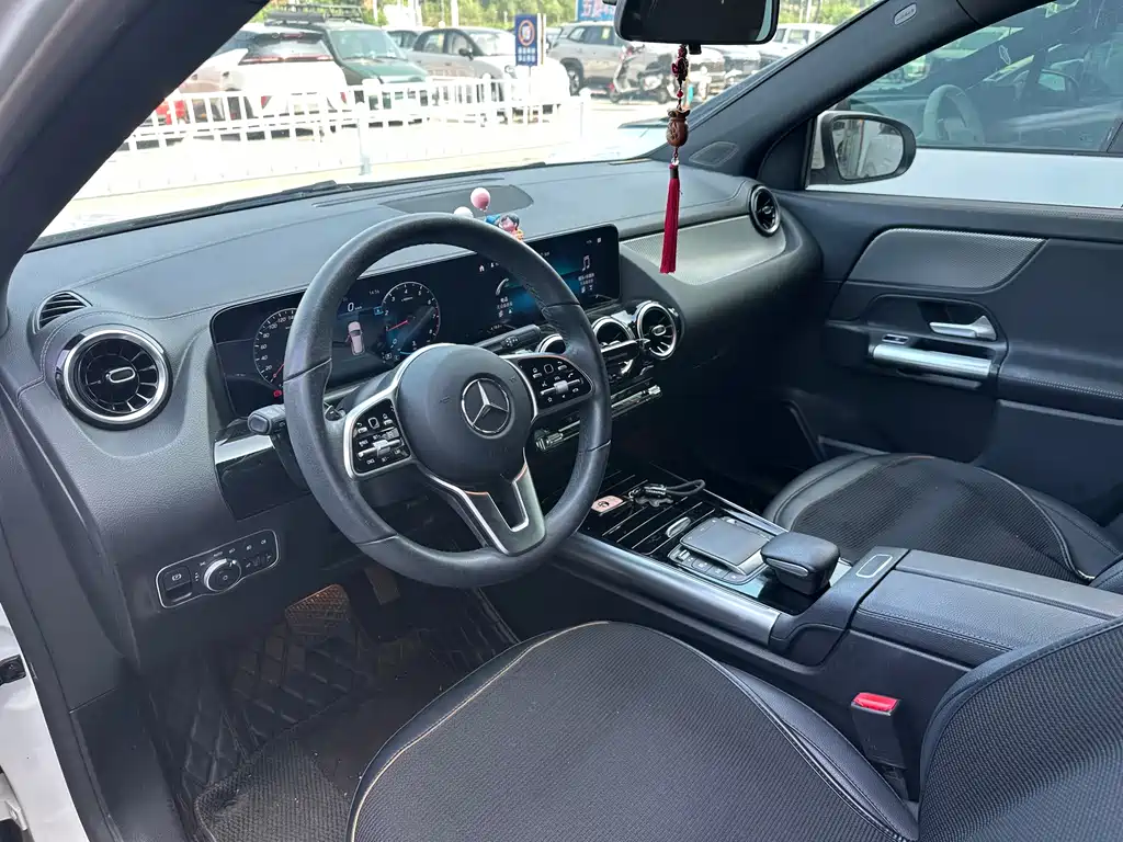 Mercedes-Benz GLA 2021 — фото 8