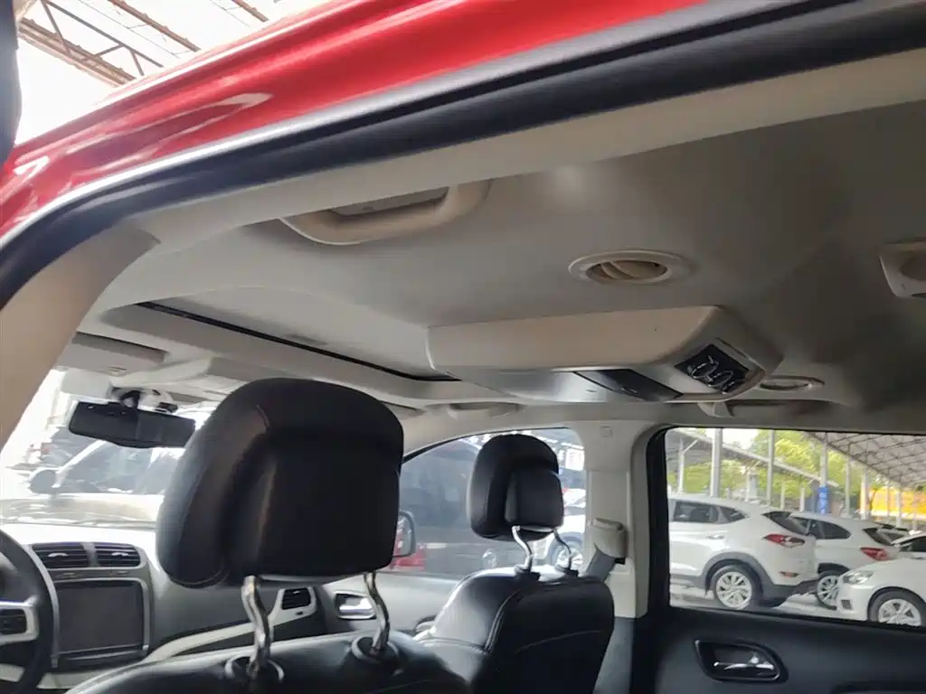 Dodge Journey 2016 — фото 18