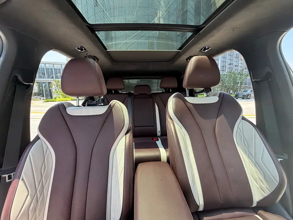 Geely Xingyue L 2022 — фото 11