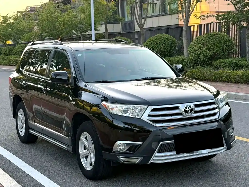 Toyota Highlander 2013 — фото 3