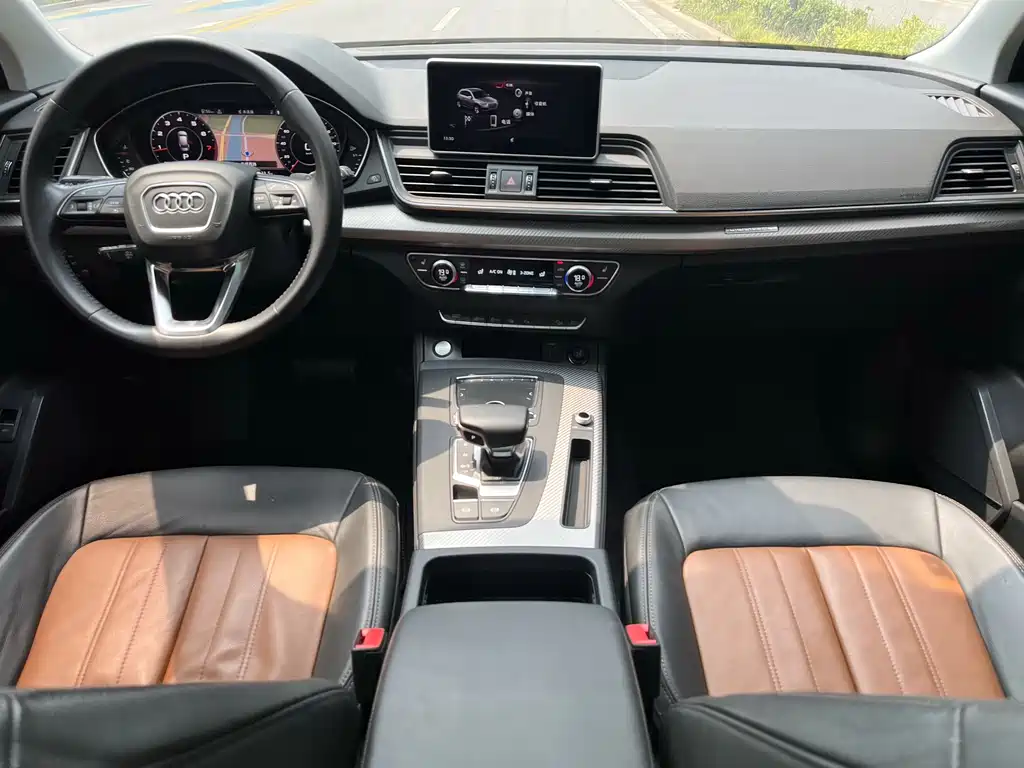 Audi Q5L 2020 — фото 14