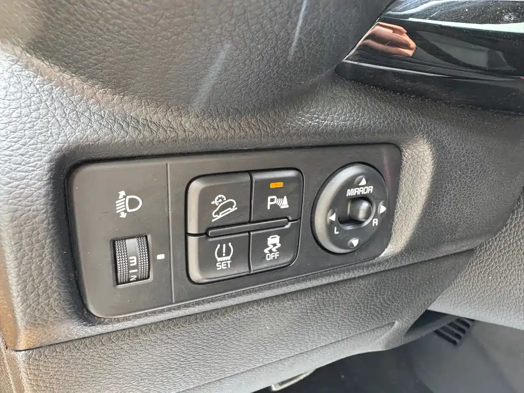 Kia KX1 2022 — фото 12