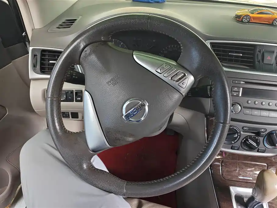 Nissan Sylphy 2013 — фото 15