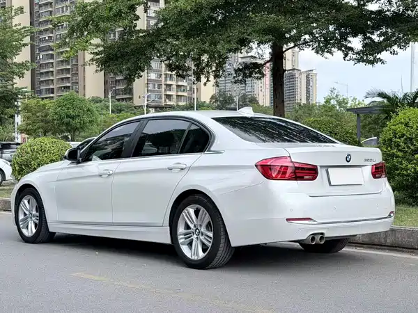 BMW 3 Series 2017