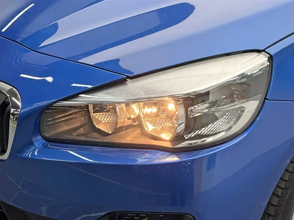 BMW 2 Series Station Wagon 2019 — фото 9