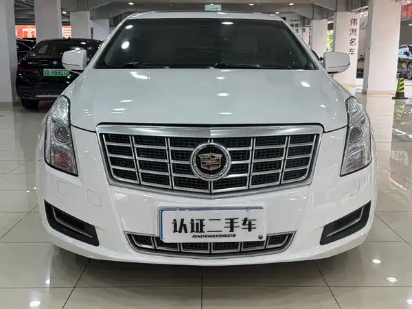 Cadillac XTS 2015