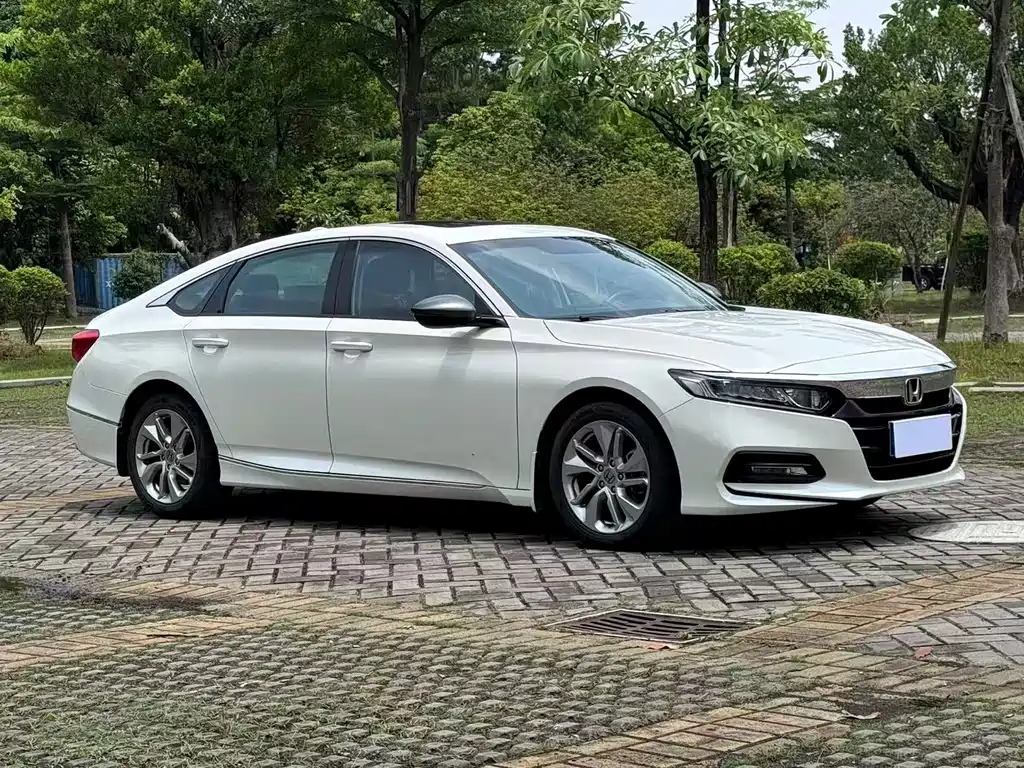 Honda Accord 2020 — фото 3