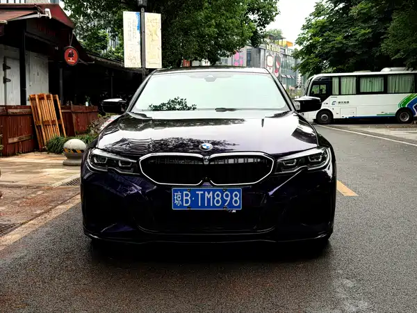 BMW 3 Series 2022