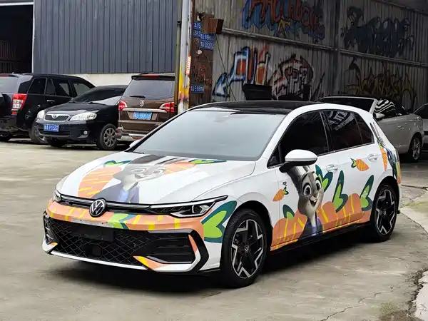 Volkswagen Golf 2024