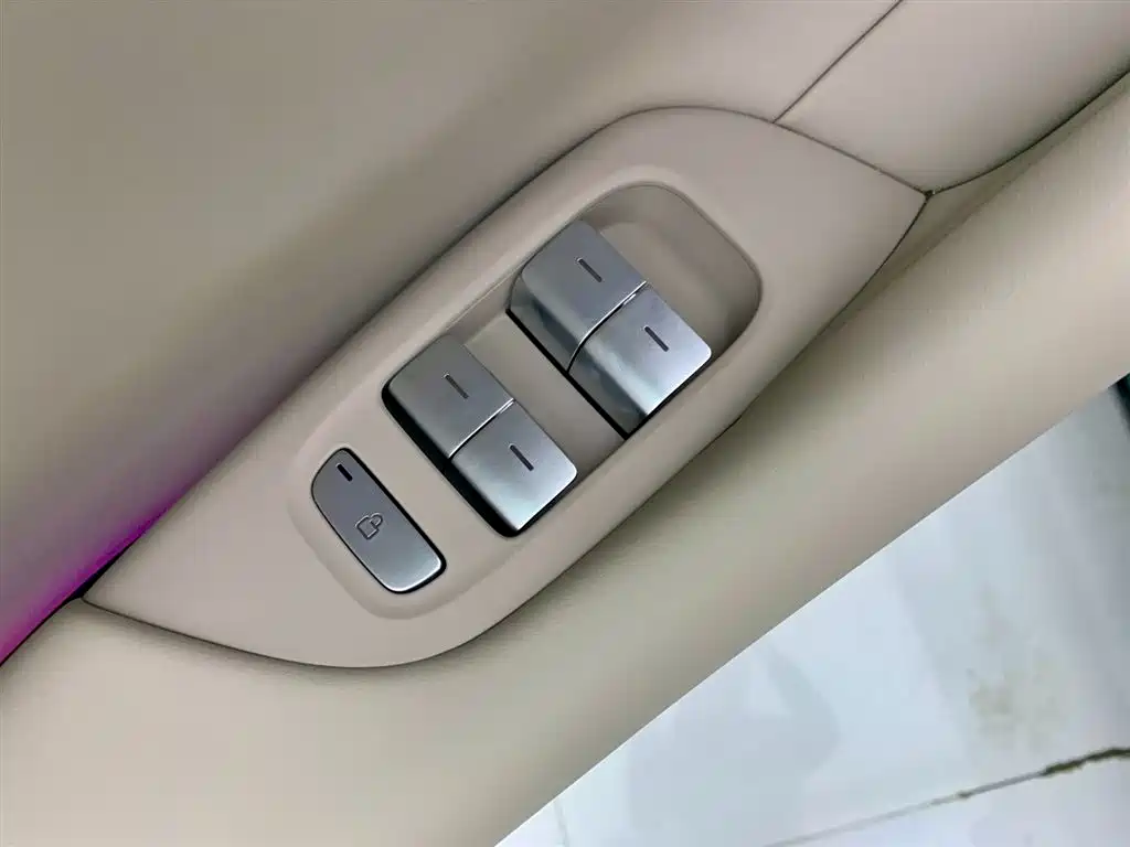 Xiaomi YU7 2025 — фото 30