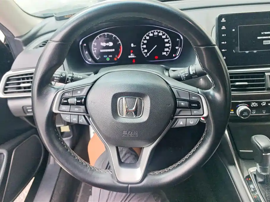 Honda Accord 2022 — фото 15