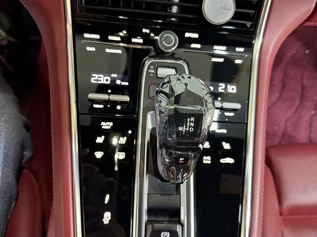 Porsche Panamera 2022 — фото 10