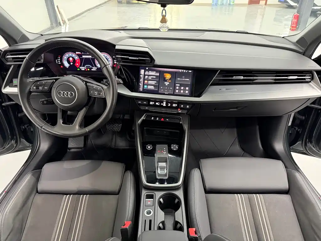 Audi A3 2021 — фото 11